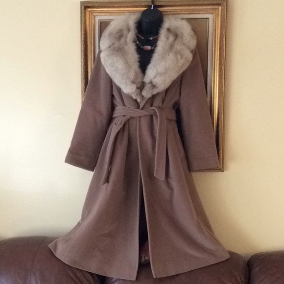 Bromleigh Jackets & Blazers - GORGEOUS VINTAGE 💞Lorendale by Bromleigh💞coat